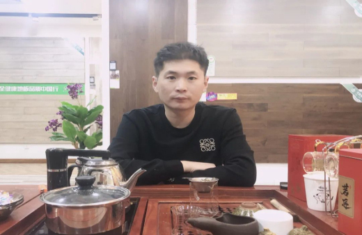 “世”在人為 | 世友地板大同經(jīng)銷商郝建強：知行合一，自強不息全力以赴創(chuàng)奇績