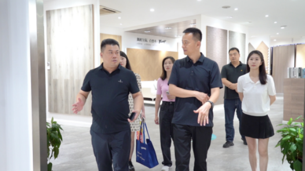 媒體聚焦 行業(yè)對話 | 搜狐發(fā)起“2023中國家居價值100公司”探尋之旅，走進世友地板